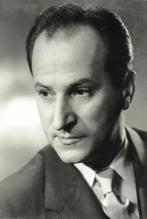 Ștefan Mihăilescu-Brăila as Scurteicaru in Hazelnut Chocolate