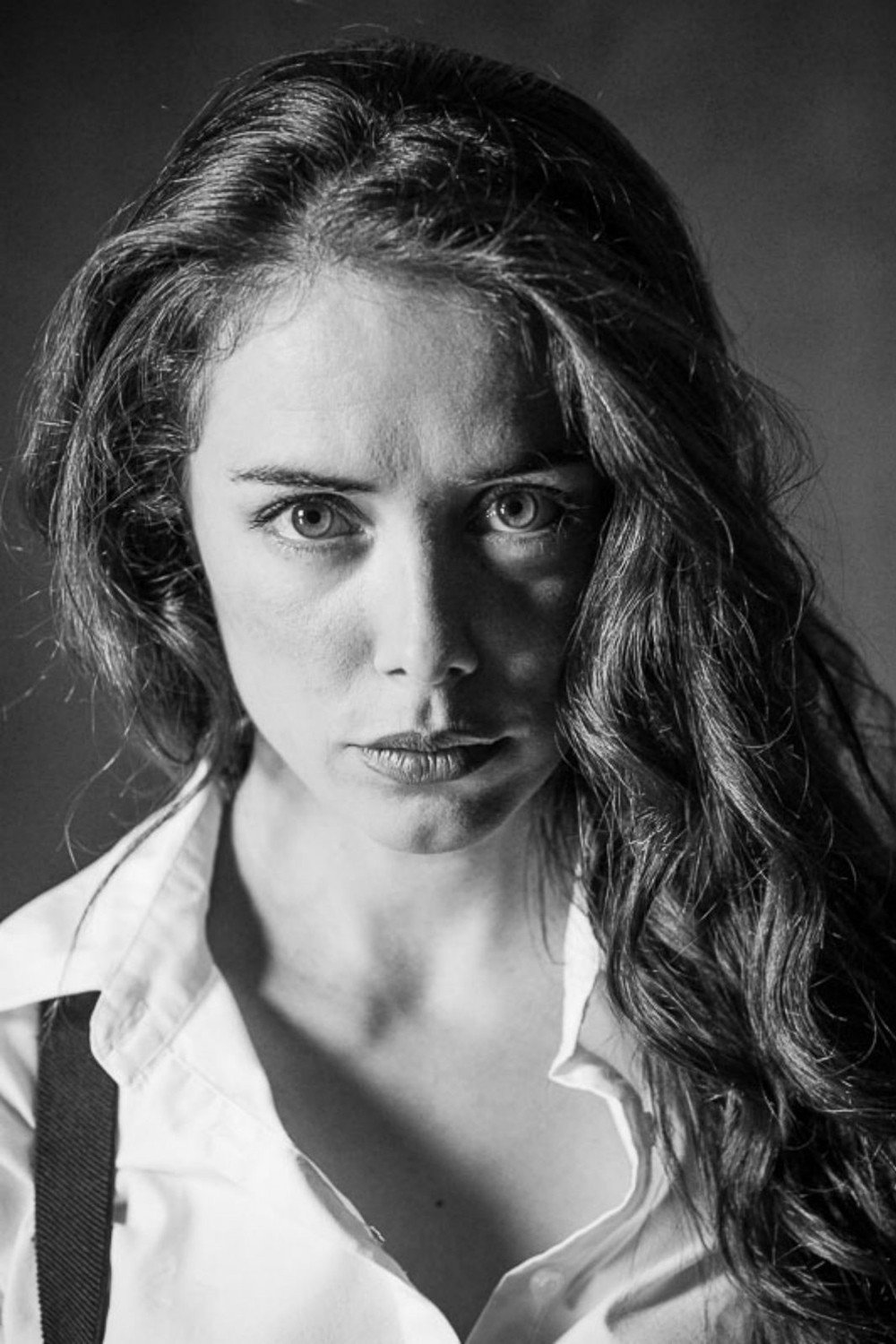 Patricia López Arnaiz as Teresa Blanco in A Different View