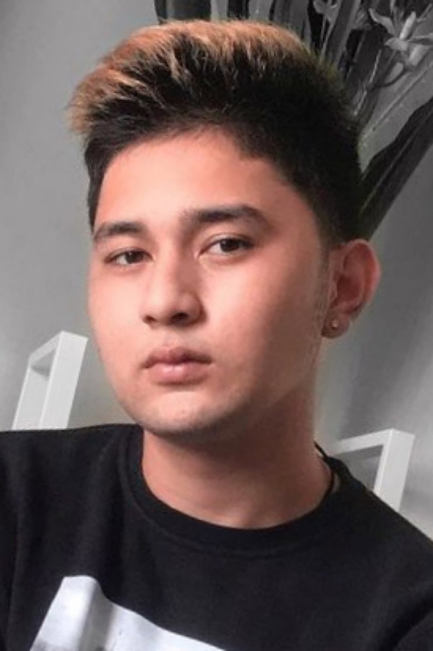 Alif Joerg as Robby in 5 Detik & Rasa Rindu