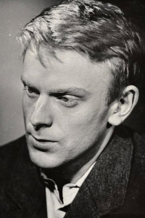 Ao Peep as Father in Whatever, Aleksander!
