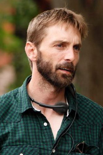 Kelly Harms as Graham in The Happy Couple