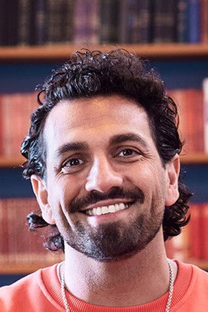 Nadim Ghazale as Self in Förrädarna - Återträffen