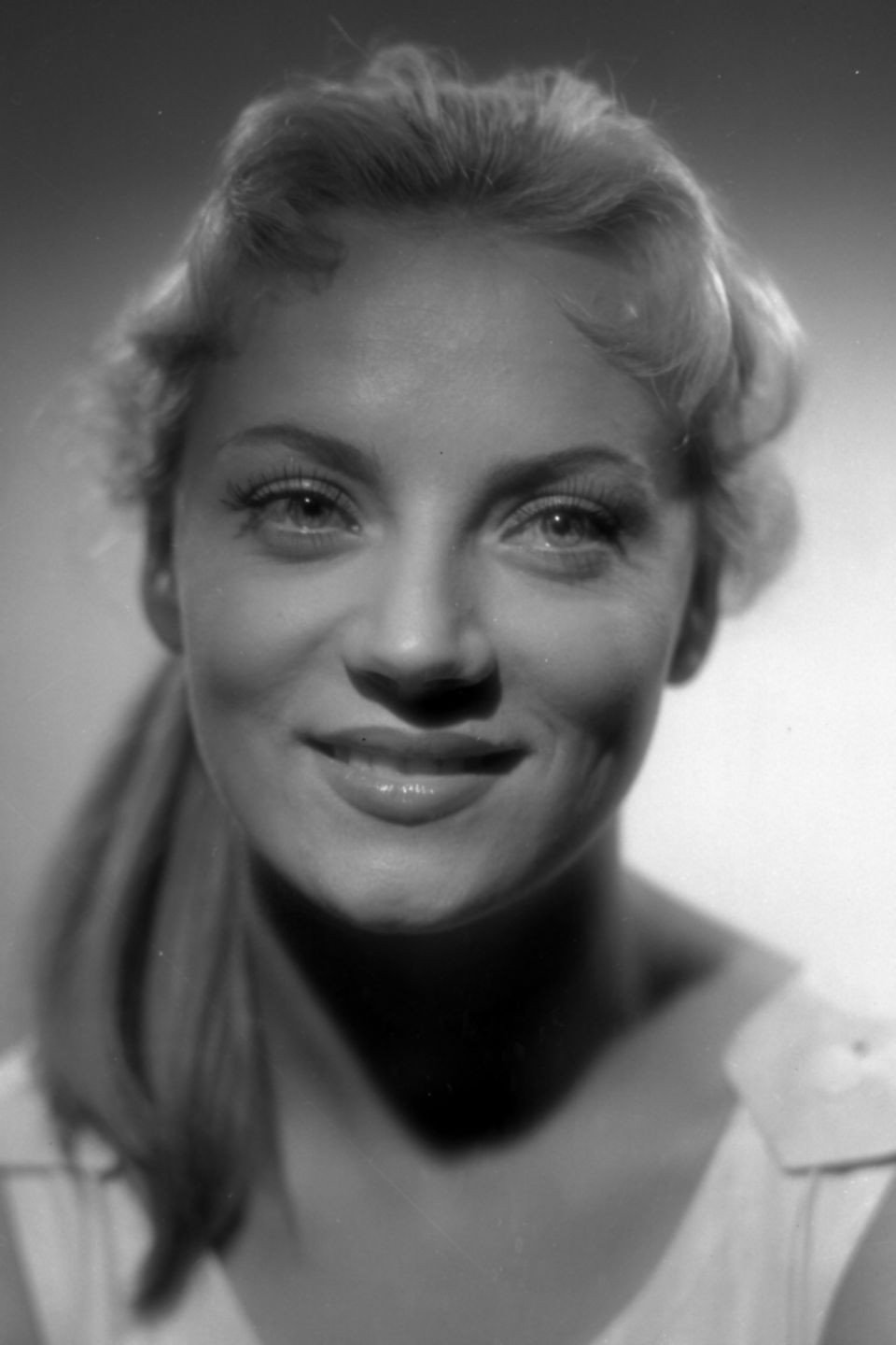 Barbara Połomska as Zosia Jelonka in Bad Luck