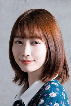 岡本夏美 as Odajima Ushio in Business Marriage