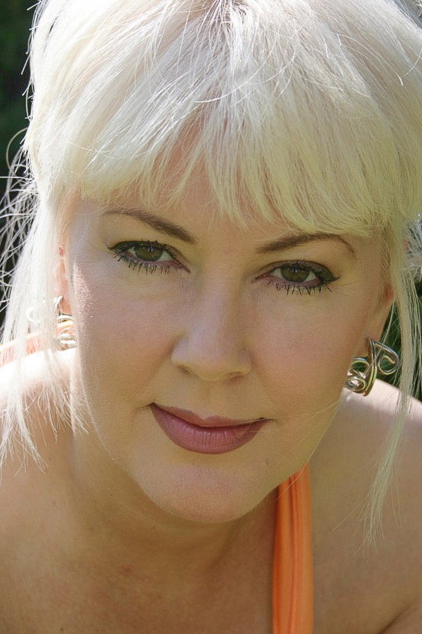 Judith Howarth as Doria / Liu in Puccini