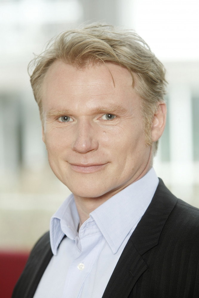 Konstantin Graudus as Mike Lehmann in Doppelter Einsatz