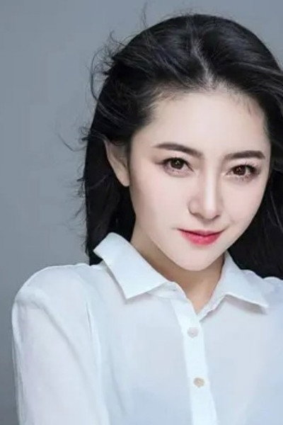 Mo Xia as Gam Chi in Crazy Beggar So
