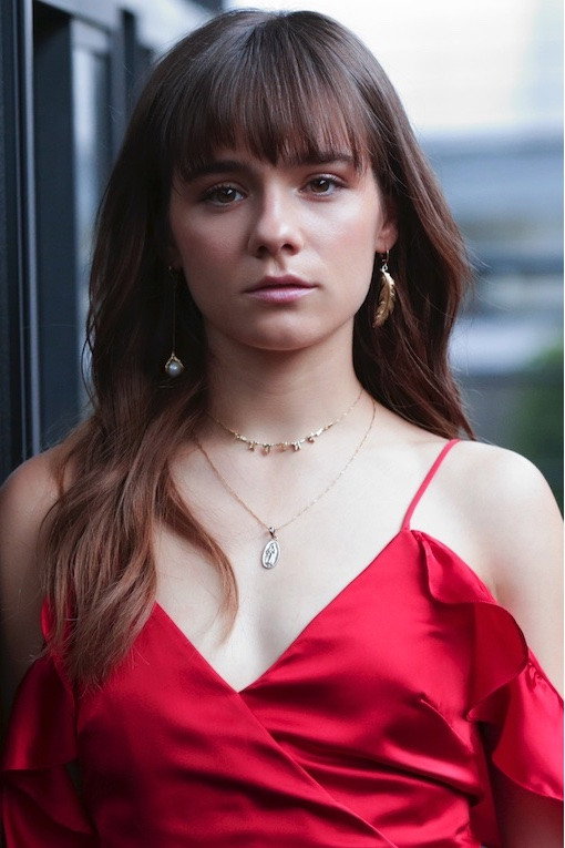 Victoria White as Renata in Apnea