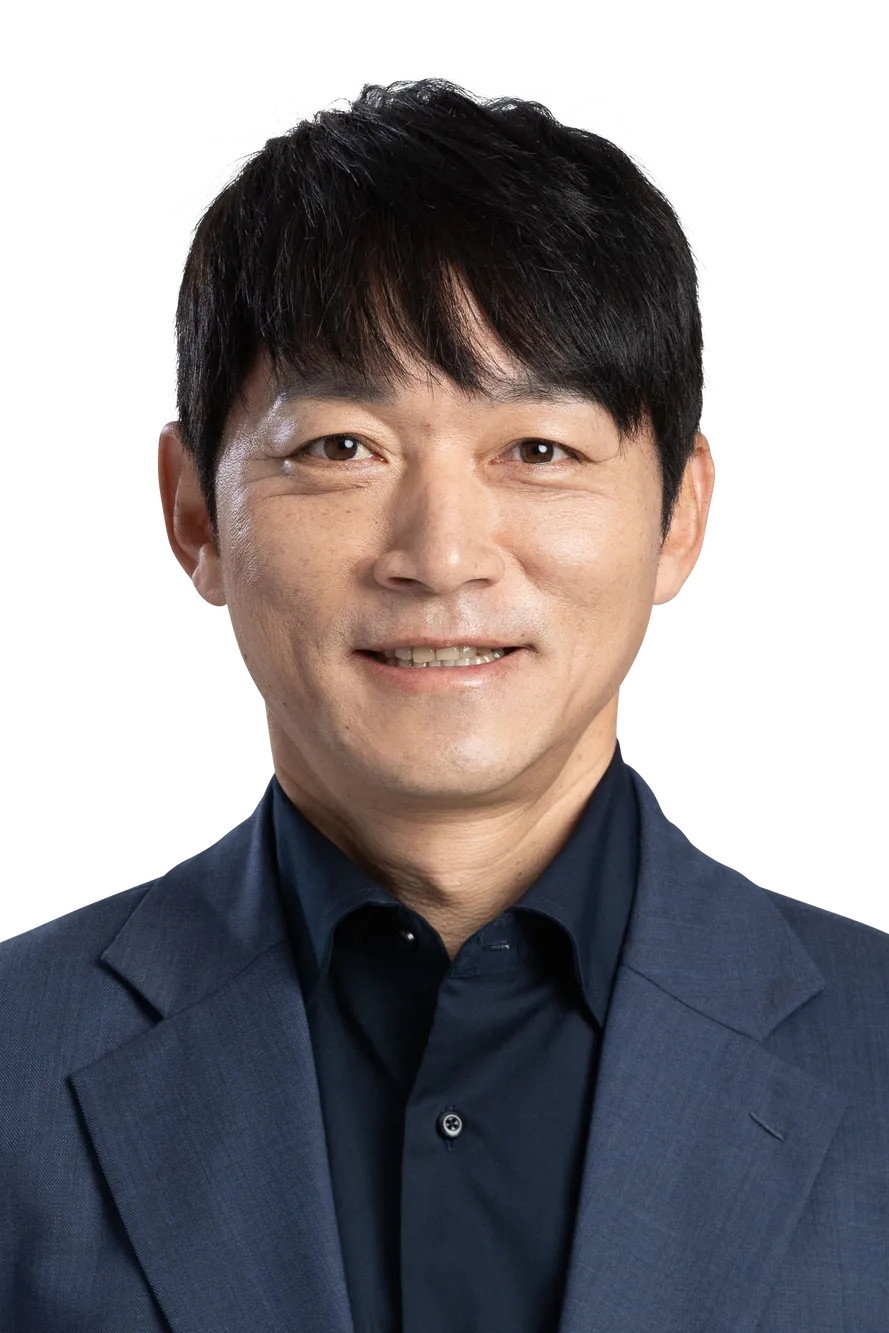 김남일 as Head Coach [Ssakssuri United] in The Gentlemen's League