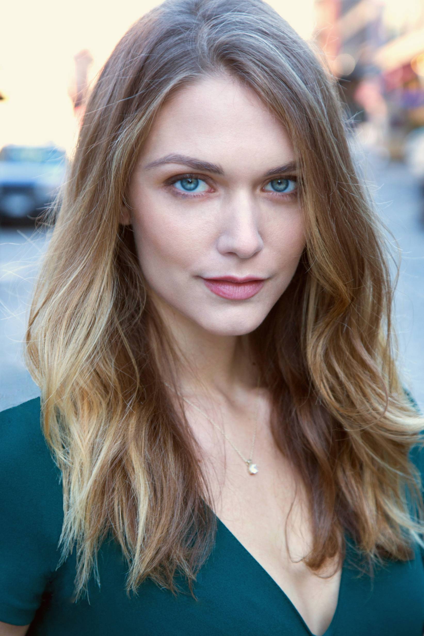 Jessamine Kelley as Sandra in Captain Hagen's Bed & Breakfast