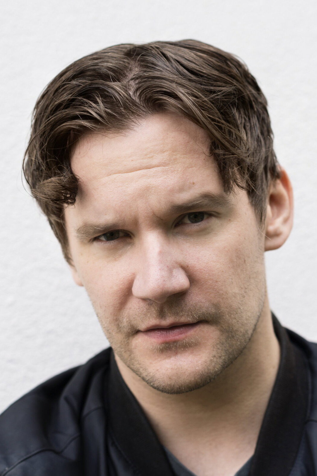 Christopher Garplind as Programledare in The Land of the Cyclops