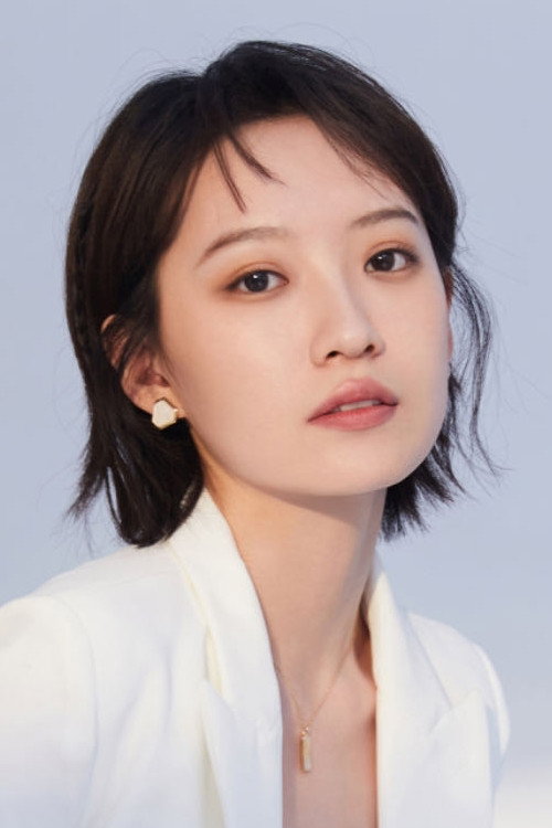 费馨洁 as Lu Mang in Mr. Right is Here