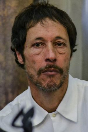 Massimo Bellinzoni as Luca Manfridi in Il bello delle donne... alcuni anni dopo