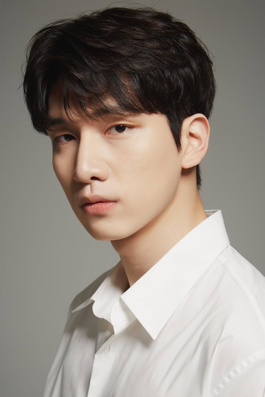 한상혁 as Cha Woo Bin in Ga Doo Ri’s Sushi Restaurant