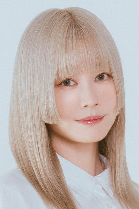 山村響 as Sisters-san (voice) in Re:Monster