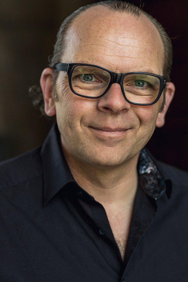 Andreas Schröders as Markus in The Emperor's Stone