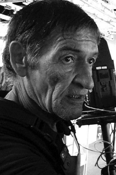 Jacques Monge as Man in Bar in Anatomie de l'enfer