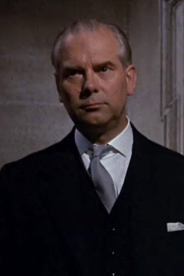 Laurence Hardy as Mr. Stanley in Ann Veronica