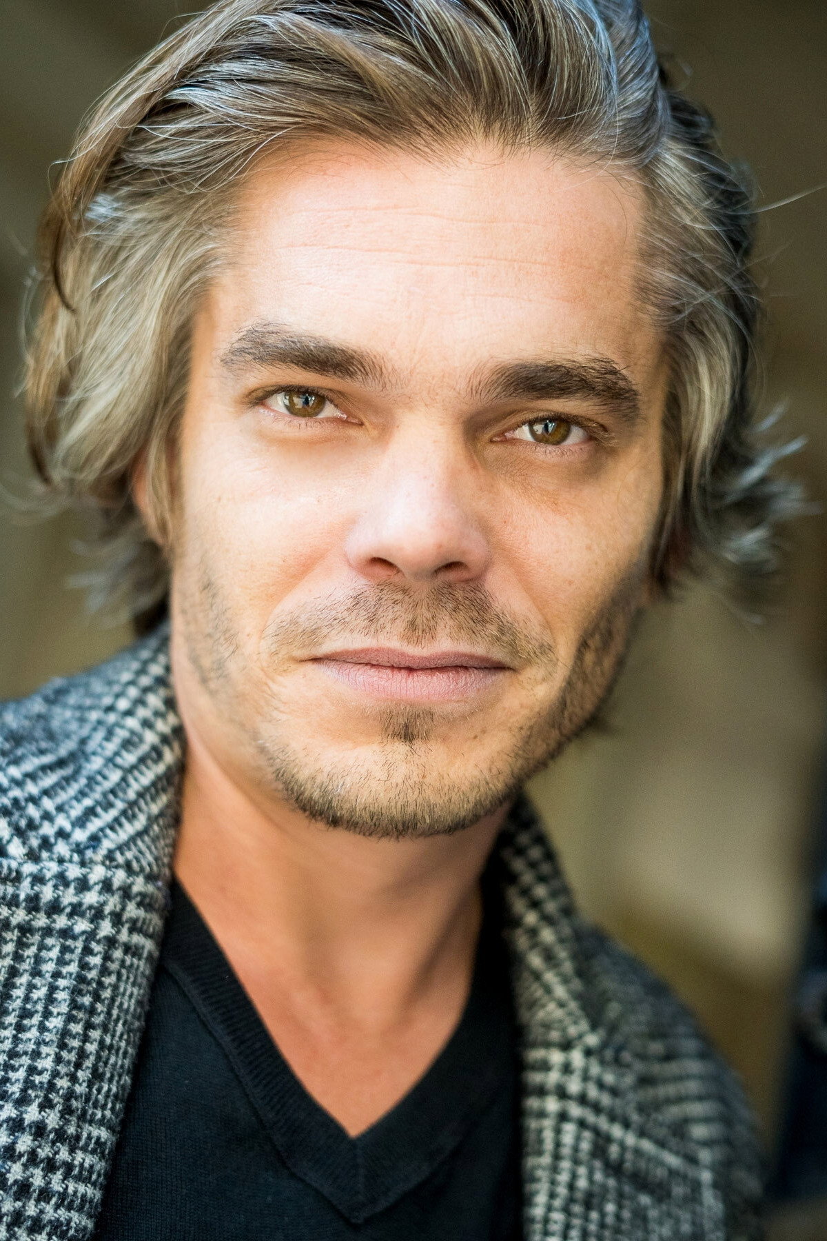 Edouard Giard as Tête de craie in Everything Now