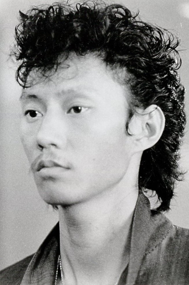 Joey Chin as Larry Wong in King of New York