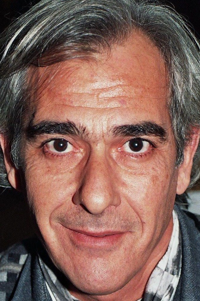 António Cara D'Anjo as Police officer in Porto Santo