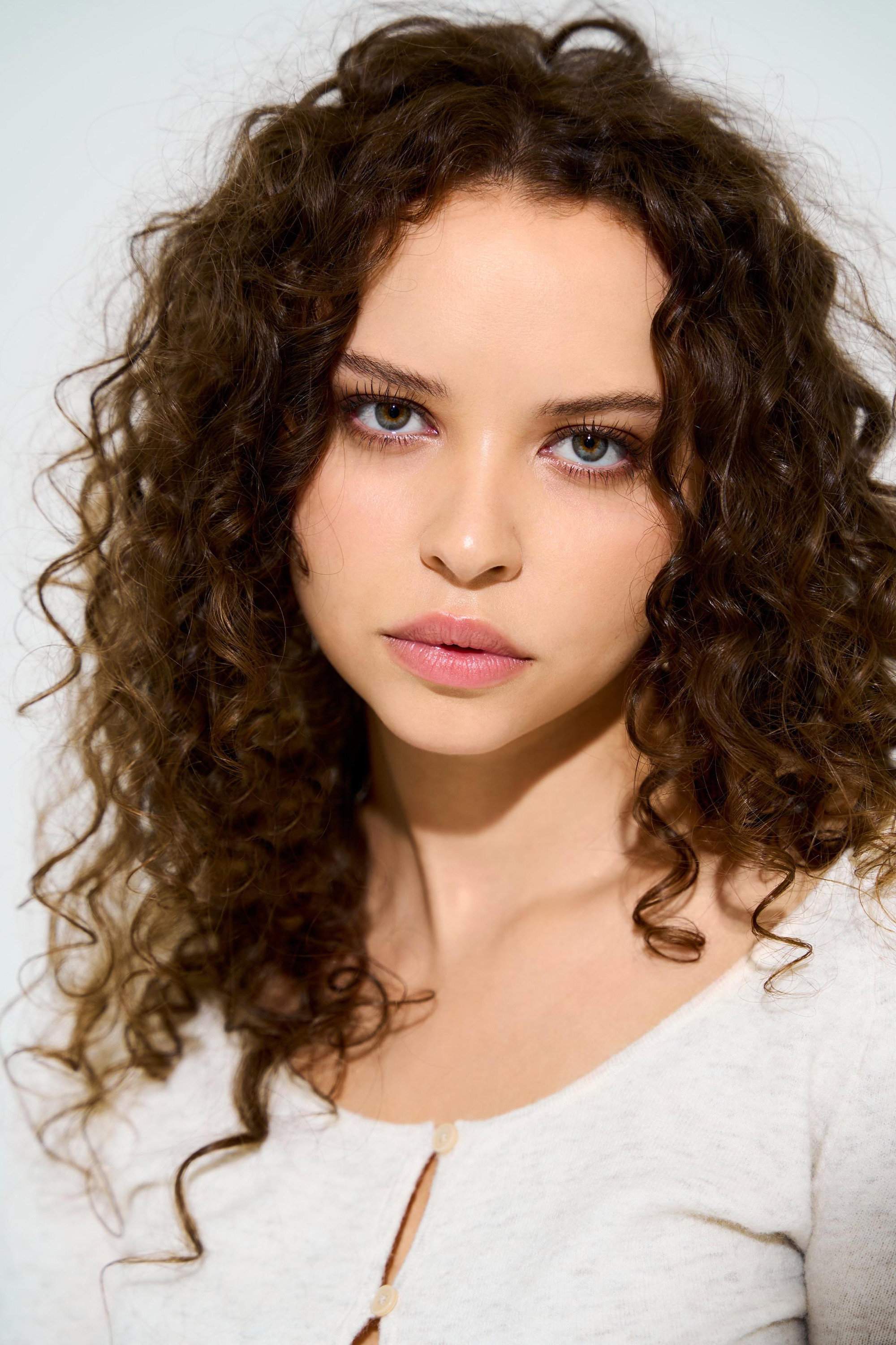 Isabella Briggs as Denise in The Summer I Turned Pretty