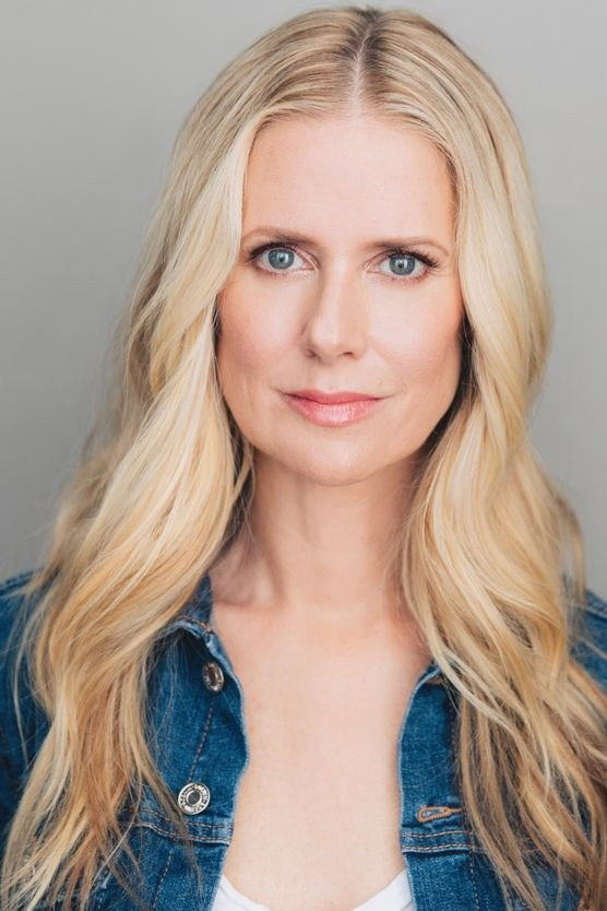 Kelly Deadmon as Barbara Jones in Tox
