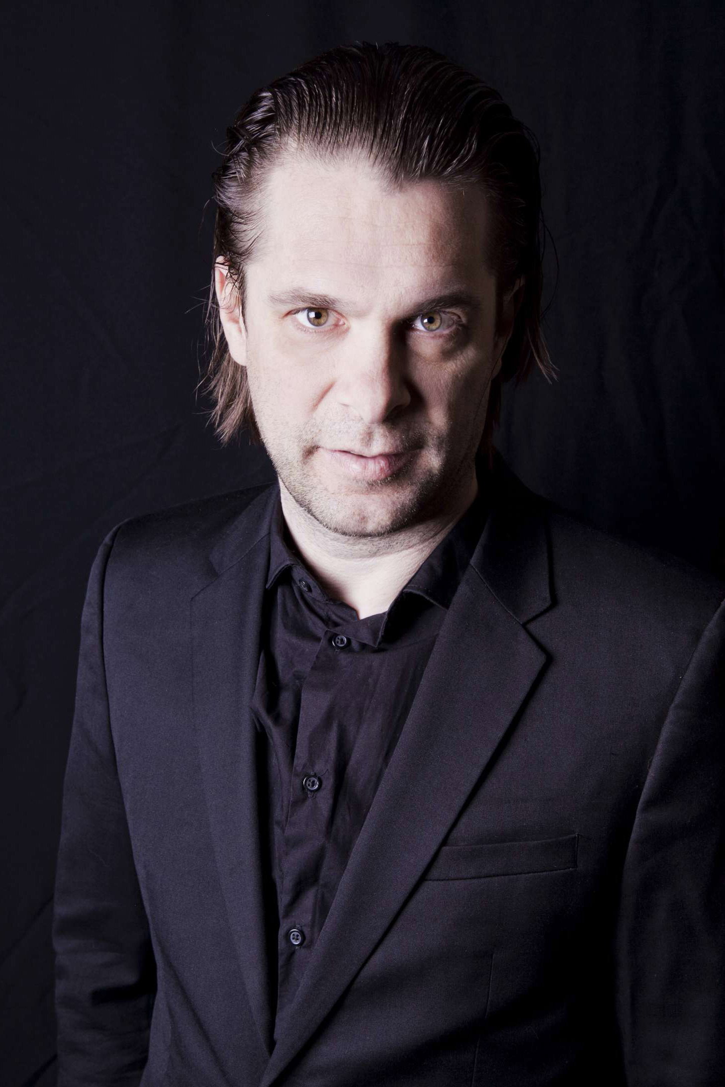 Hans Teeuwen as Jackson in Jackson & Malone