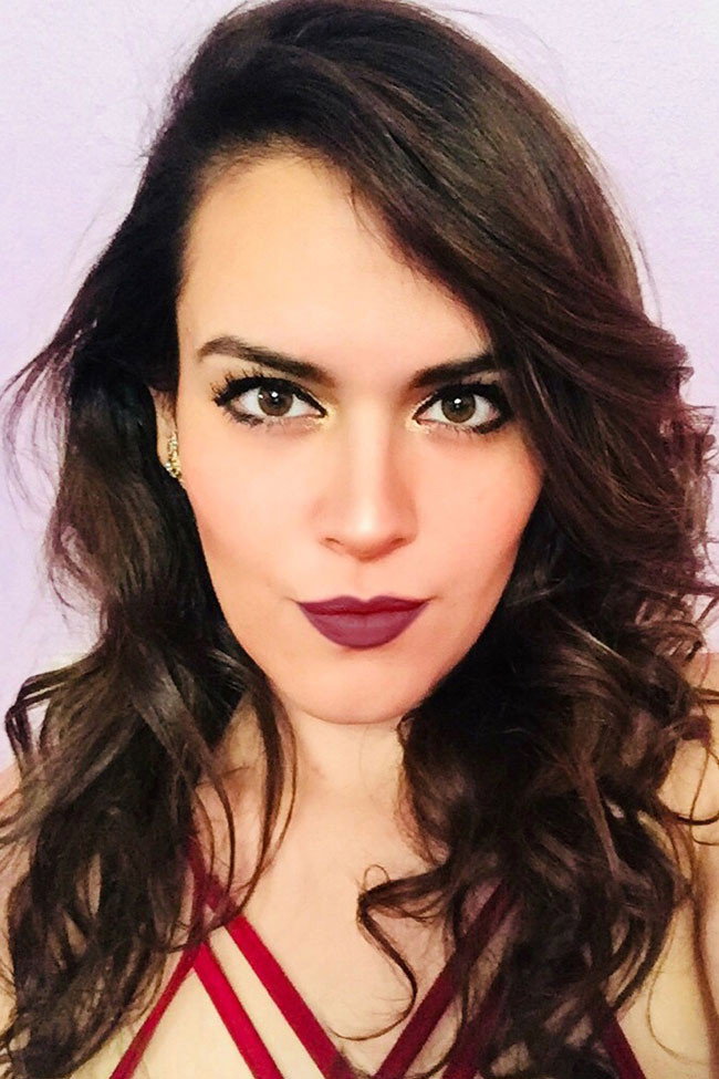 Jimena Picos as Lorena Lara in Corazón Contento