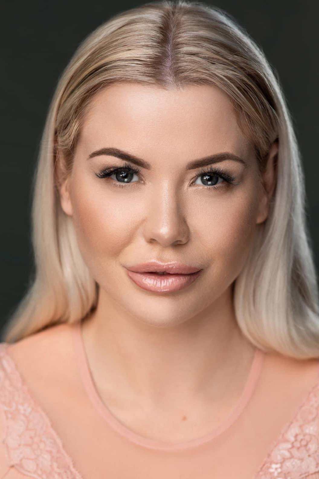 Aimee Marie Higham as Ruby Warren in Dinosaur Hotel