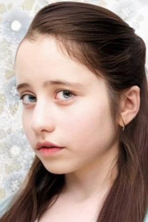 Hannah Raanes Holm as Anna in ZombieLars