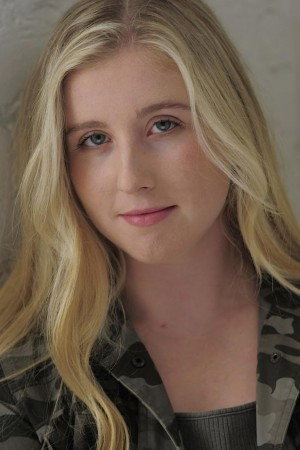 Paige Leigh Landers as Kelsey in The Starling Girl