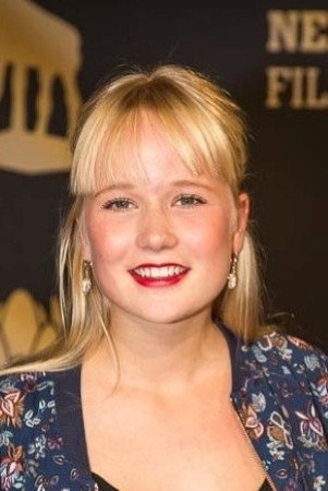 Roos Wiltink as Lisa in Revenged Love