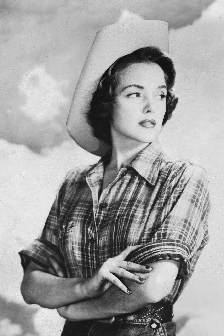 Anabel Shaw as Intellectual Sub-Deb in Secret Beyond the Door