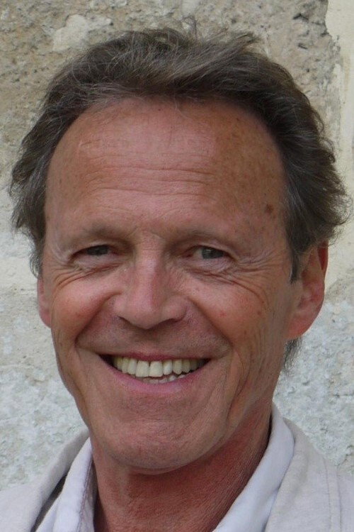 Alain Fourès as Éric in Solo
