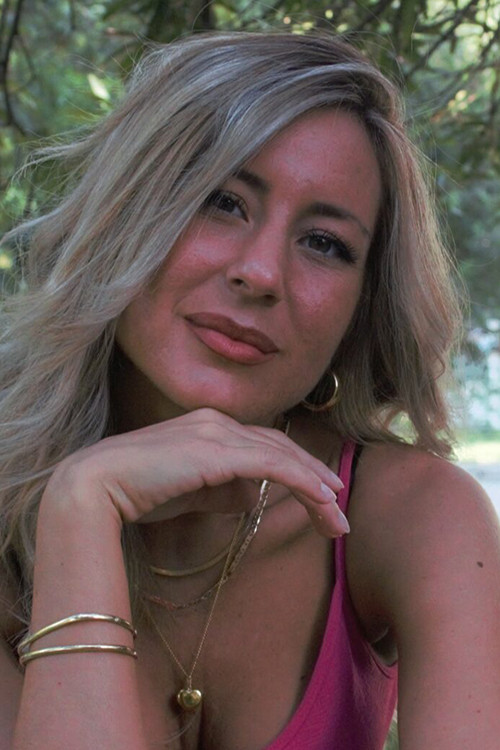 Χρυσόθεμις Αμανατίδη as Eliza in Fake News
