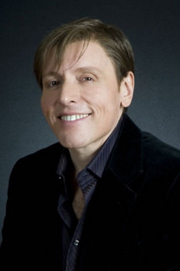 Mario Iván Martínez as John Brown in Like Water for Chocolate