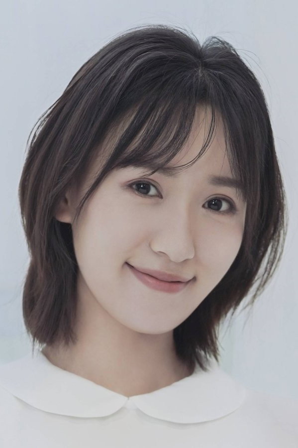 Song Yuqing as Zhou Xue in Gods and Demon Awakening