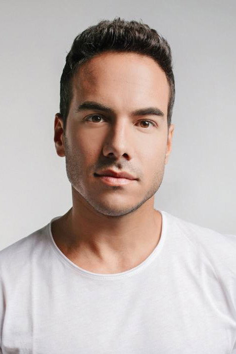 Marc Devigne as Xavier in Shadowlands