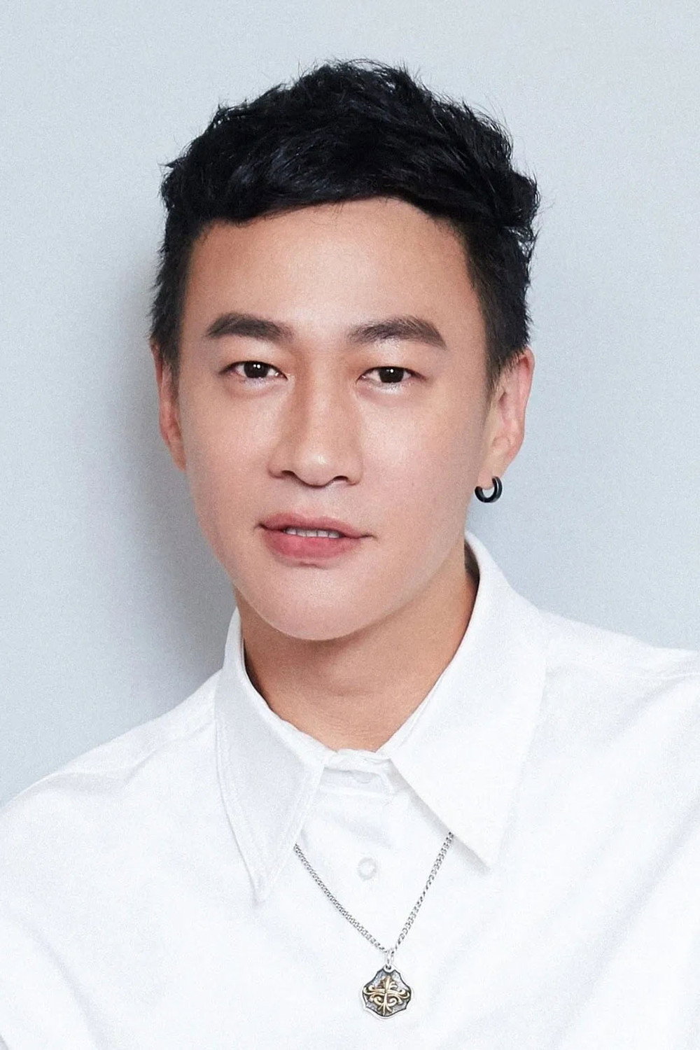 何润东 as 宋丹萍（毁容前） in Song at Midnight