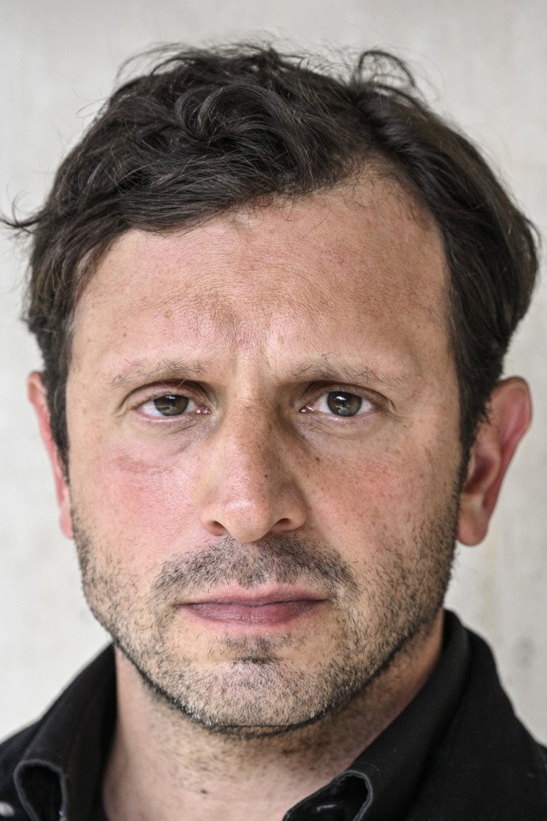 Joel Spira as Nisse in Parterapi i Gagnef