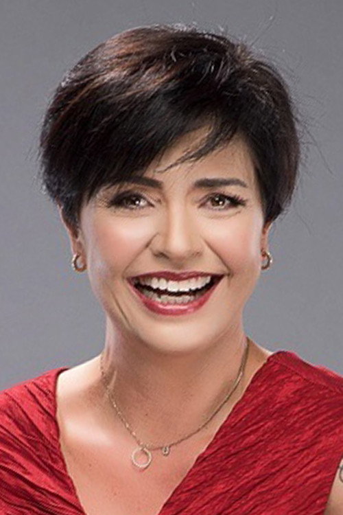 Özlem Gürses as Presenter in The Sparrow's Tear