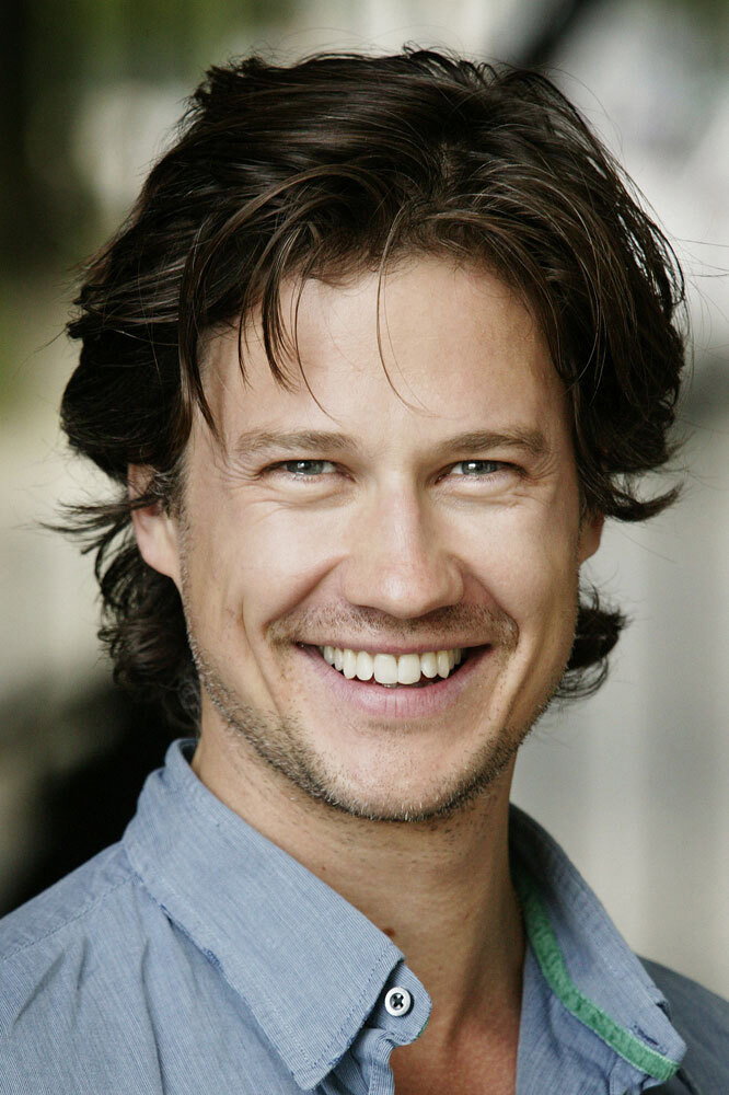 Kristian Kiehling as Fritz von Seckbach in Fast perfekt verlobt