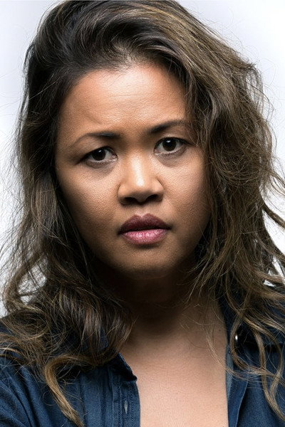Tracie Filmer as Barbara in Heel