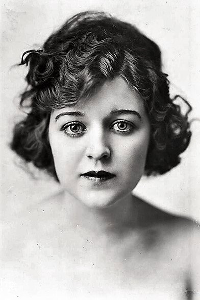 Marguerite Clayton as Broncho Billy's Wife in Broncho Billy and the Rattler