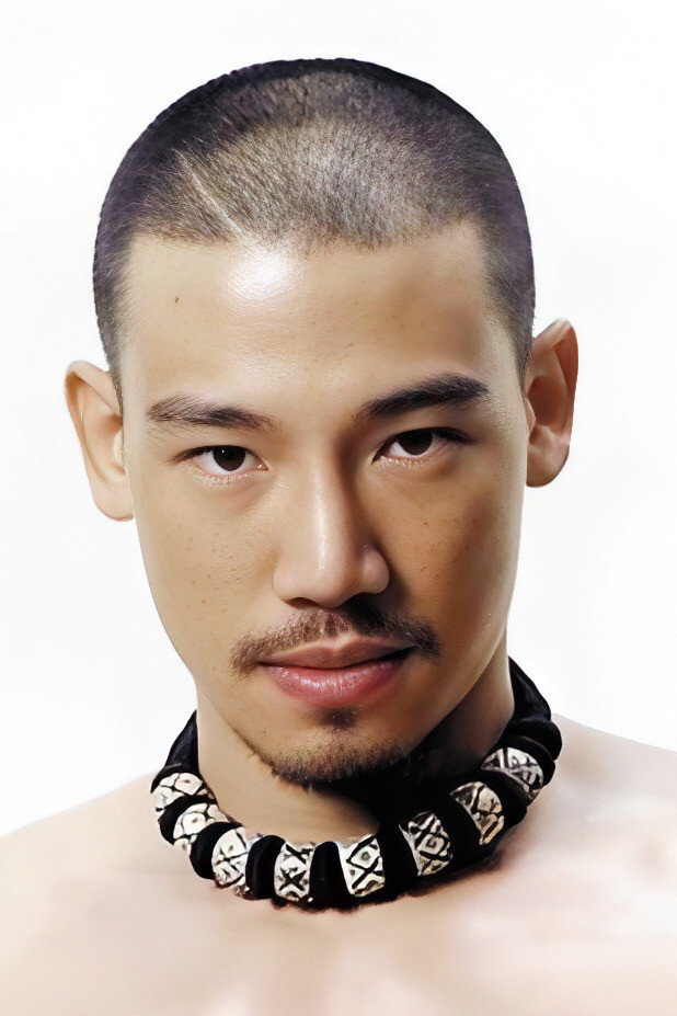 พีรวัชร์ เหราบัตย์ as Phol in A Little Thing Called Love