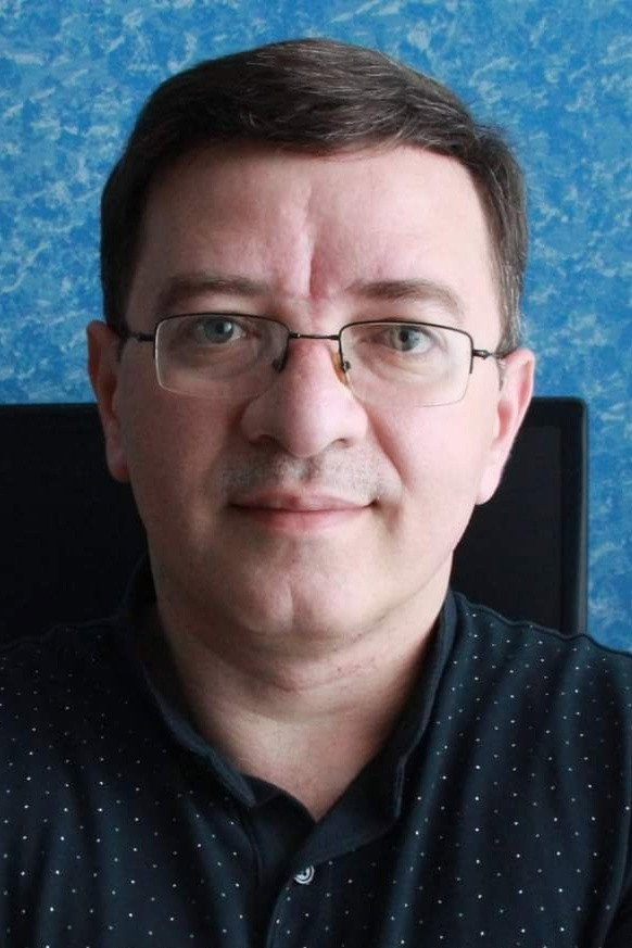 Vüqar Camalzadə as Vugar in Be Human! 2
