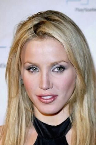 Amanda Swisten as Sage in The Last Run