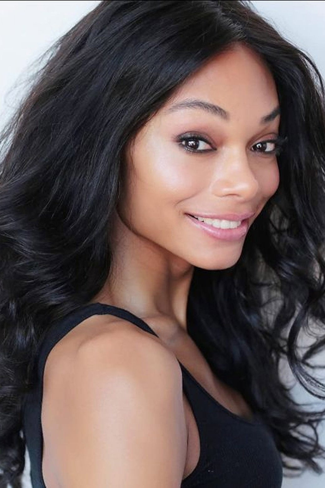 Jasmine Davis as Kat in Beggarman