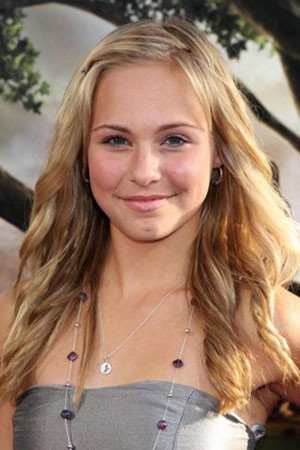 Ashley Taylor as Meredith in The Chaperone